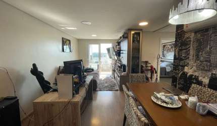 Apartamento com 02 dormitórios no bairro Sagrada Família em Caxias do Sul/RS