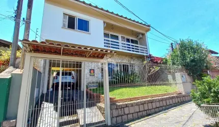 Casa, 4 dormitórios,  3 suítes, terreno 10x30 edícula entrada independente, Cavalhada