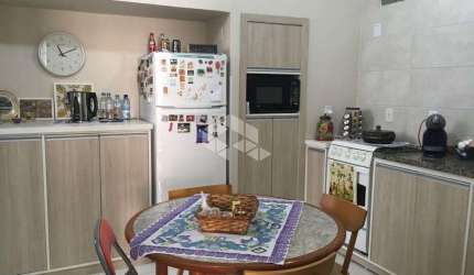 Apartamento com 4 dormitórios e 137 metros privativos
