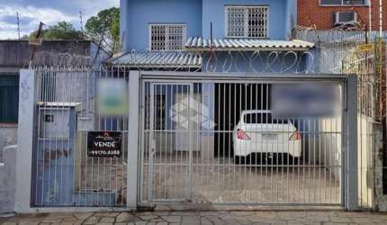 Casa mobiliada com 4 dormitórios