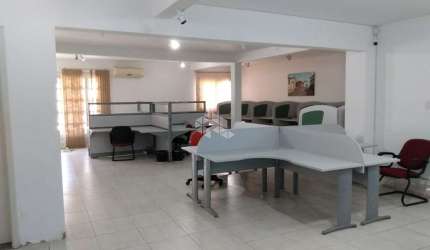 Prédio Comercial com 666m² na Tristeza, perto da Av. Wenceslau Escobar
