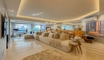 Apartamento de 3 suítes com 265,98 m2, 2 vagas no bairro Bela Vista.