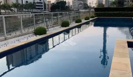 Apartamento de 2 quartos sendo 1 suíte, 3 elevadores, 1 vaga de garagem, à venda no bairro Petrópolis