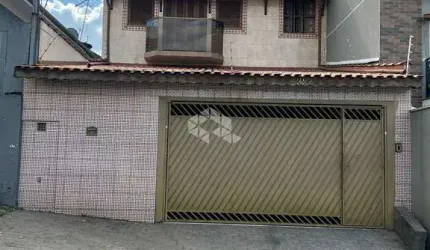 Sobrado á venda, com 4 dormitórios e 2 suítes - Penha (Próximo ao Metrô)