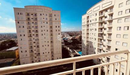Apartamento com Sacada e Vaga com 2 Dormitórios Próximo do Terminal AE Carvalho