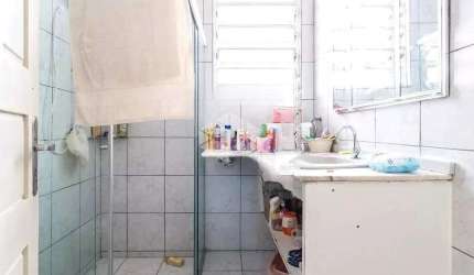 Casa à venda com 145m², 3 quartos/dormitórios e 4 vagas,  em Porto Alegre.