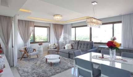 Apartamento 3 quartos convertido em 2, com 1 suíte e 2 vagas de garagem,  bairro Passo d'Areia em Porto Alegre.