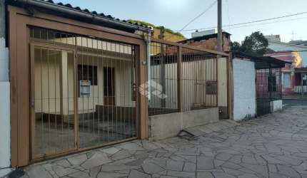 Casa, 120,00m2,  de 02 quartos Á VENDA no Bairro Jardim Floresta