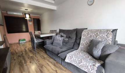 Casa 3 quartos, com suíte em frente a praça. Aceita financiamento!