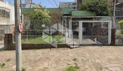 Terreno à venda Zona Norte de Porto Alegre