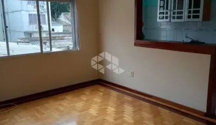 Apartamento 1 dormitório na Bento Martins esquina Washington Luiz, frente UERGS