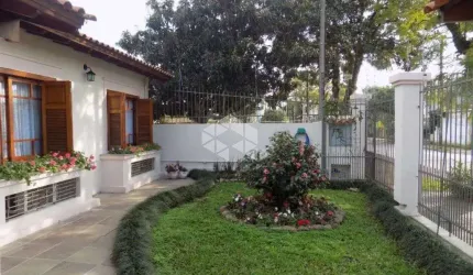 Casa Residencial À Venda, bairro Tristeza - Porto Alegre.