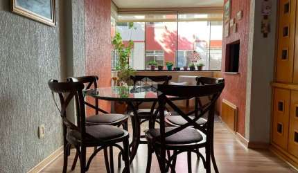 Apartamento de 3 dormitórios,  com ótima funcionalidade e localização privilegiada no bairro Tristeza