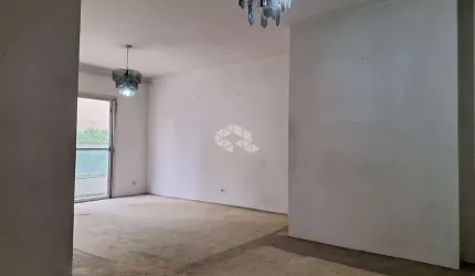 Apartamento com 3 Quartos e 2 banheiros à Venda, 130 m² por R$ 800.000