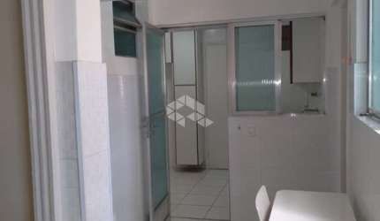 Apartamento a venda 3 quartos (1 suite) 1 banheiro e 1 vaga