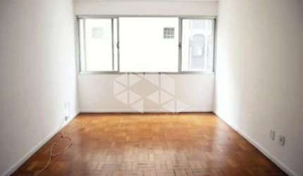 Apartamento à venda com 78m², 2 quartos e 1 vaga