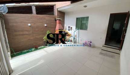 VENDE-SE CASA NO SANTOS DUMONT I (R$ 350.000,00)