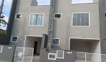 Sobrado Geminado para Venda em Penha, Armação, 2 suítes, 1 banheiro, 1 vaga