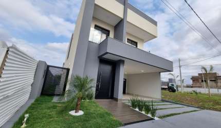 Lindo Sobrado 4 Suítes Primor das Torres