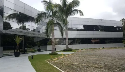 Prédio Comercial/Industrial á venda em Interlagos SP - construção moderna envidraçada