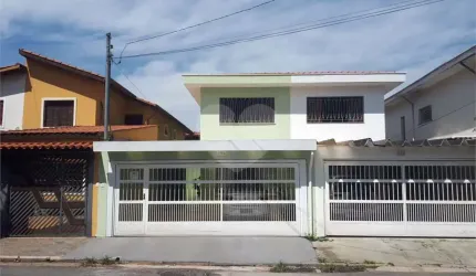 Sobrado + Edícula - Á Venda - Santo Amaro