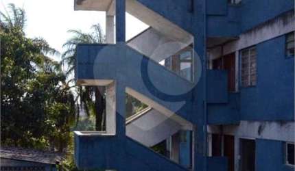 Apartamento reformado com 02 dormitórios a venda - Região Grajaú -