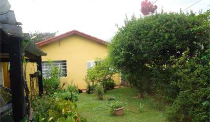 Casa térrea com 02 dormitórios a venda - Bairro Socorro