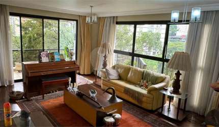 Apartamento na Vila Andrade, 4 quartos