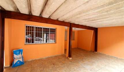 Casa Térrea com 2 Quartos e Área Gourmet Próxima ao Autódromo de Interlagos