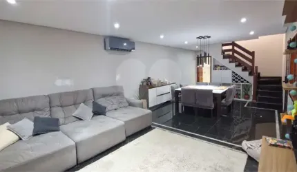 encantador sobrado em Campo Grande