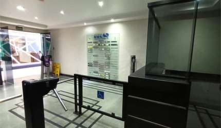 Venda de sala comercial no Jabaquara