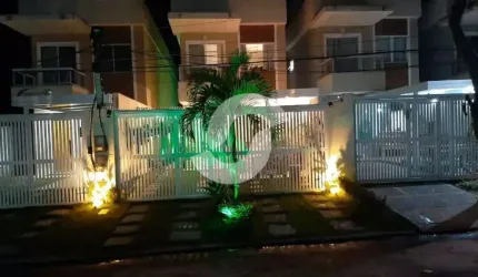 Casa com 4 quartos com 150 m² por R$ 1.700.000 - Itaipu - Niterói/RJ