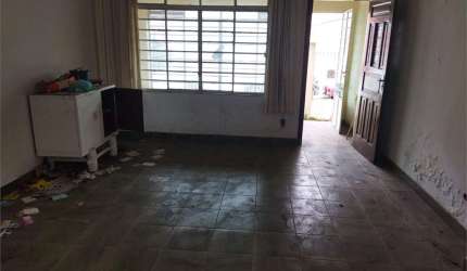 VENDE SOBRADO COM 4 DORMITÓRIOS PRÓXIMO METRÔ JABAQUARA!!