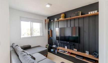Apartamento mobiliado.