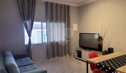 Casa à venda na Vila Liviero!