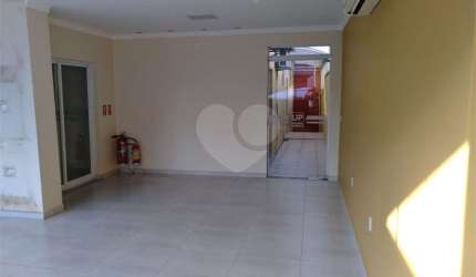 Sobrado comercial