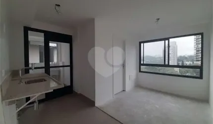Apartamento á venda em Moema de 36m² com 2 dormitórios 1 suíte - Fora de Rota