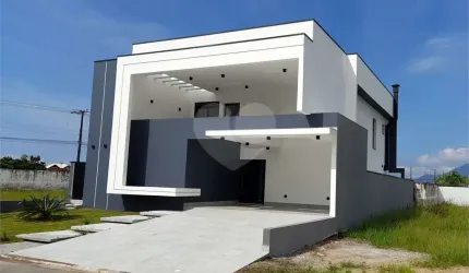 Sobrado em condomínio Peruíbe