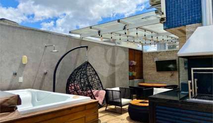 Cobertura com área gourmet perto do metrô Vila Mariana