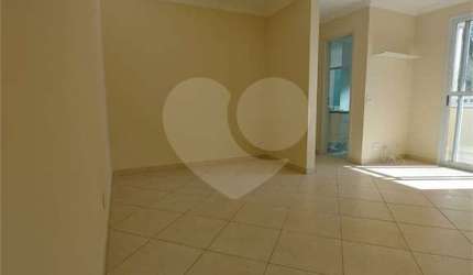 Apartamento á venda no Metrô Conceição!!