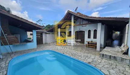 Casa térrea com piscina em condomínio  - Residencial São Luiz - Peruíbe/SP