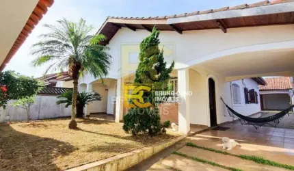 Casa térrea á 300m da praia - Beira Mar - Peruíbe/SP