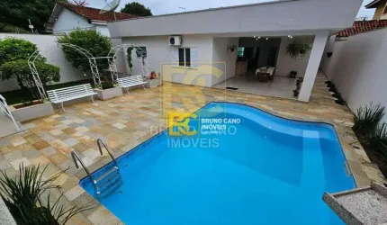 Casa com 3 dormitórios à venda- Centro - Peruíbe/SP