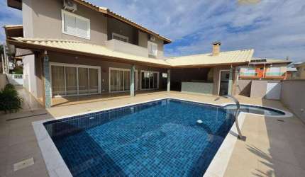 Sobrado à venda com 4 Suites em Condominio - Três Marias - Peruíbe/SP