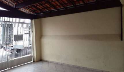 BELÍSSIMA CASA COM EDÍCULA NO BOQUEIRÃO