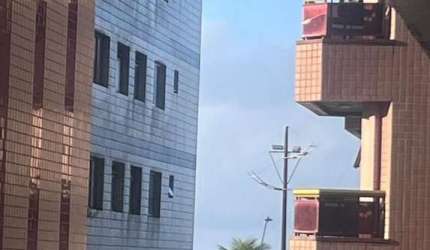 BELÍSSIMO APARTAMENTO, À 140M DO MAR E LAZER COMPLETO