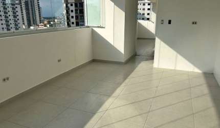 BELÍSSIMO APARTAMENTO, À 350m DO MAR E LAZER COMPLETO
