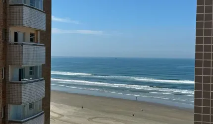 BELISSÍMO APARTAMENTO, À 50m DO MAR E LAZER COMPLETO