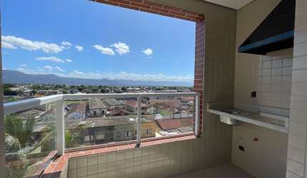 BELÍSSIMO APARTAMENTO, À 500m DO MAR E LAZER COMPLETO