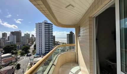 BELÍSSIMO APARTAMENTO, À 100M DO MAR E LAZER